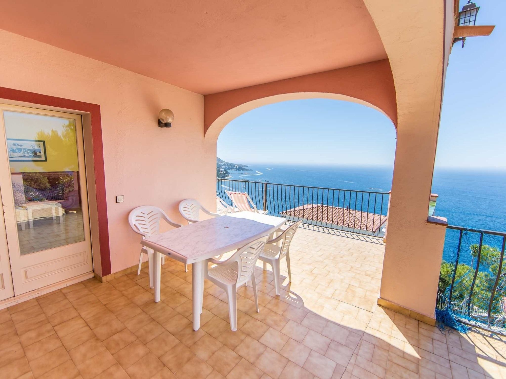 Escapade 2 Apartment Roses Exterior photo